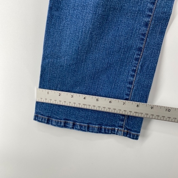 Bestow Jeans Women's Size 14P Front Rear Pockets Denim Blue Belt Loops - Picture 7 of 13